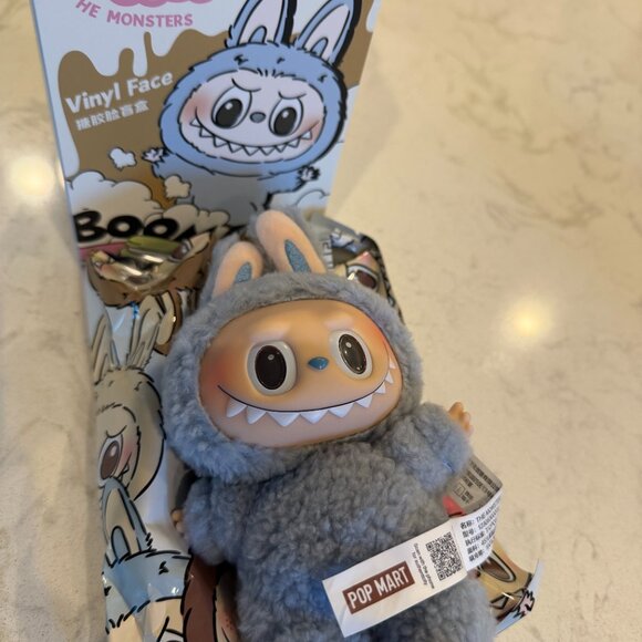 PopMart The Monsters - Exciting Macaron - Picture 3 of 8